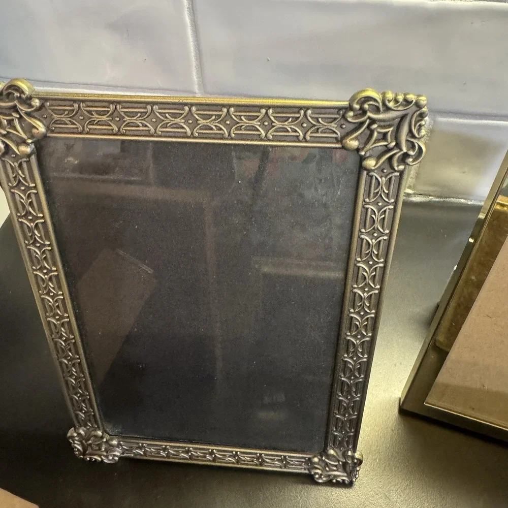 Lot Of 6 Miniature Ornate Gold Silver Free Standing Picture Frames Gallery Decor
